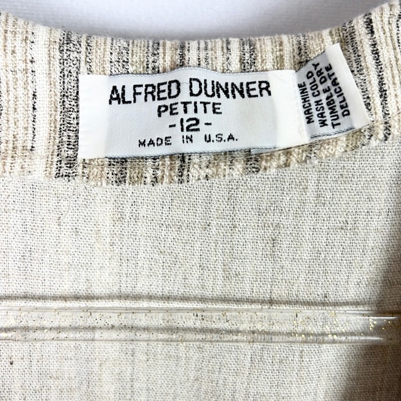 ALFRED DUNNER | ✨VINTAGE 90s!!✨ Cream Beige Striped Button-Up Short-Sleeved Top - Picture 6 of 9